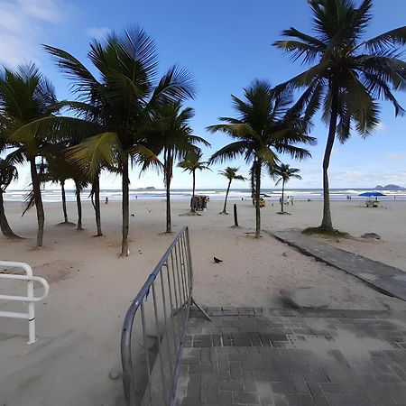 Biwa Condominio Cm Piscina, 1Garagem, Wi-Fi 300 Mega, Central De Vigilancia Remota , Centro Do Guaruja Proximo A Praia E Comercio, Horarios Check-In E Check-Out Flexiveis Exterior foto