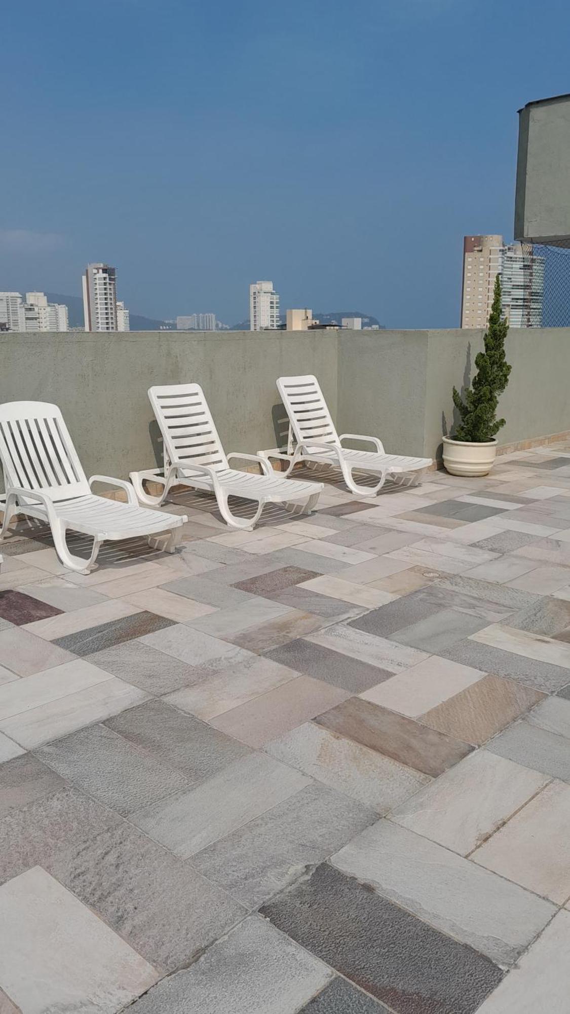 Biwa Condominio Cm Piscina, 1Garagem, Wi-Fi 300 Mega, Central De Vigilancia Remota , Centro Do Guaruja Proximo A Praia E Comercio, Horarios Check-In E Check-Out Flexiveis Exterior foto